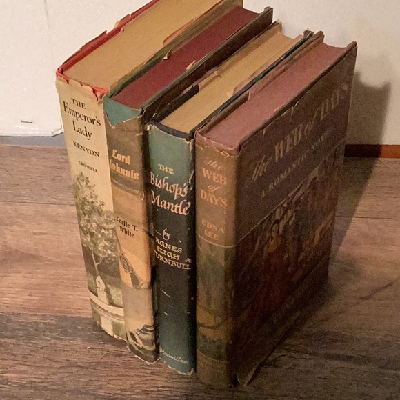 Vintage book lot with dust jackets decorative or fun reads book club edition - Picture 10 of 14
